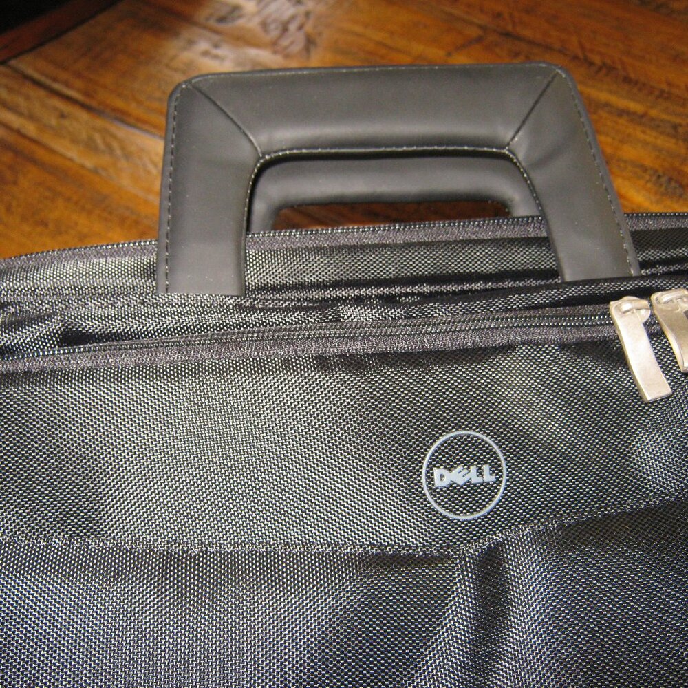 New, Dell 15" Computer Carrying Bag/Case
